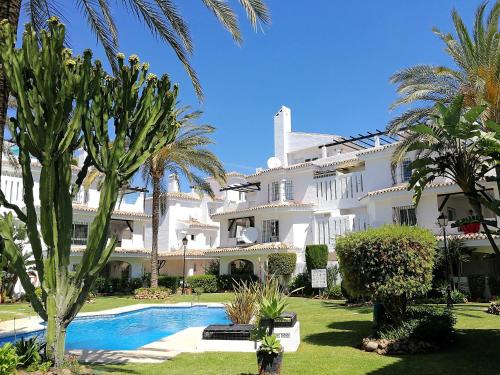 Apartamento Los Naranjos Puerto Banús Vi