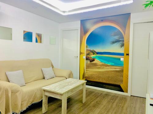 Apartamento Moderno Tipo Semisótano En Playa Las Canteras Con Wifi