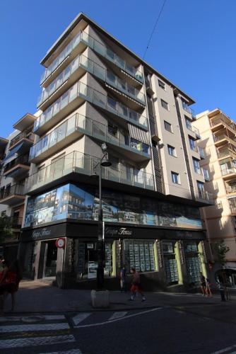 Apartamento moderno muy céntrico y cerca de la playa