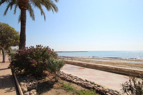 Apartamento Neptuno en el paseo de Santa Pola