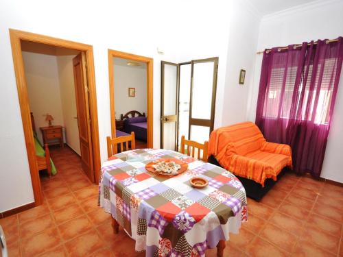 Apartamentos Noria Solo Familias y Parejas