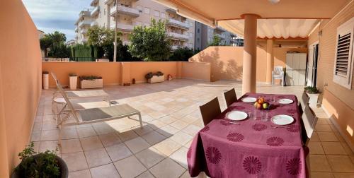 Apartamento Nuevo con Gran Terraza y Wifi en Canet