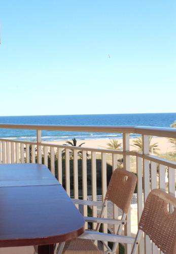 Apartamento Sirenas, frente al mar