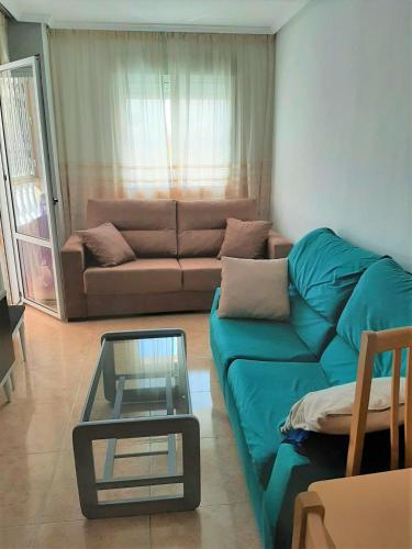 apartamento soleado, 1 dormitorio con balcón, piscina y garage