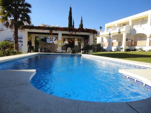 Apartamentos Almoraide Suites - Adults Only