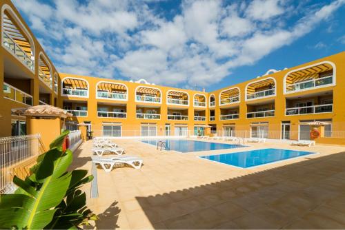 Apartamentos Arenas Blancas de Cotillo Vista Piscina