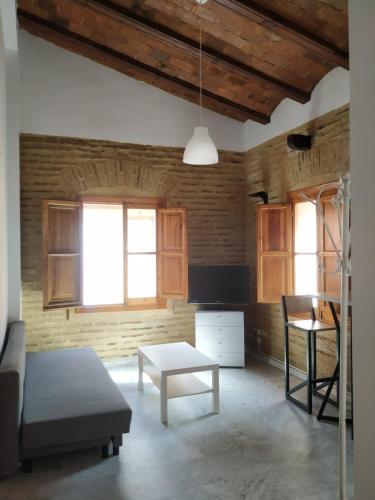 Apartamentos Con Encanto En Pleno Casco Antiguo Ron