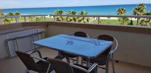 Apartamentos Danesp-Playa de les Amplaries Marina Dor- Frontales al Mar