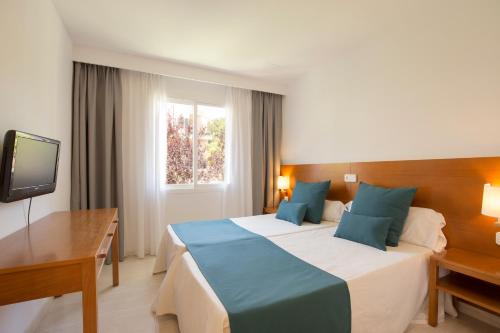 Cabot Las Velas Apartments