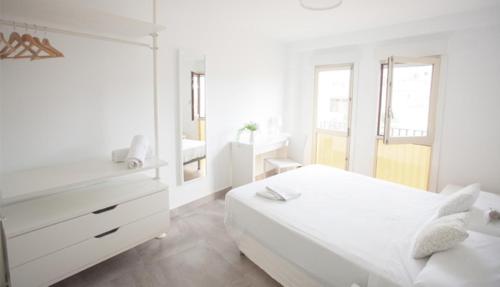 Apartamentos Mayor by Be Alicante