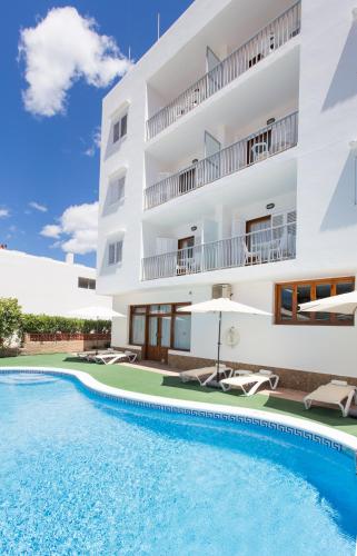 Apartamentos Sofía Playa Ibiza