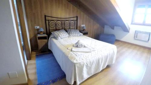 2 bedrooms appartement with furnished terrace and wifi at Llanes 3 km away from the beach