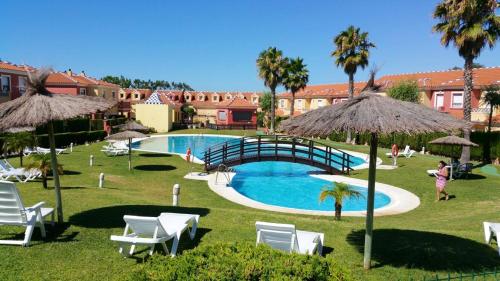 2 bedrooms appartement at Islantilla 700 m away from the beach with shared pool and terrace
