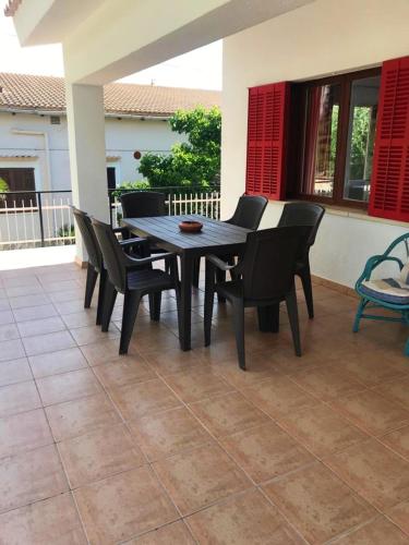 3 bedrooms appartement with shared pool terrace and wifi at Font de Sa Cala 4 km away from the beach