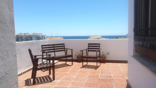 2 bedrooms appartement at Estepona 600 m away from the beach with sea view shared pool and furnished terrace