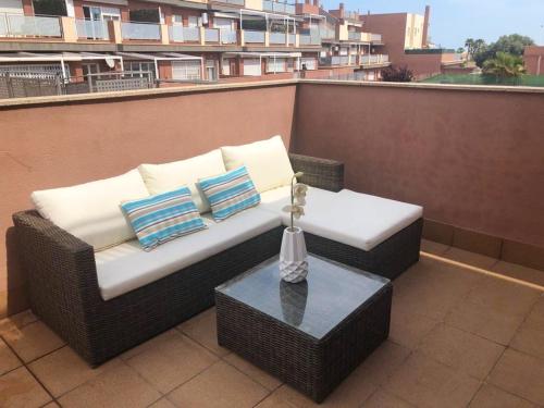 3 bedrooms appartement with shared pool enclosed garden and wifi at el Gran Alacant 1 km away from the beach