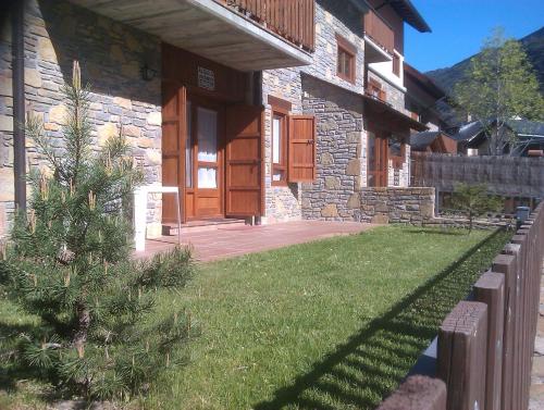 Apartmentsuitespain Baqueira Jardin