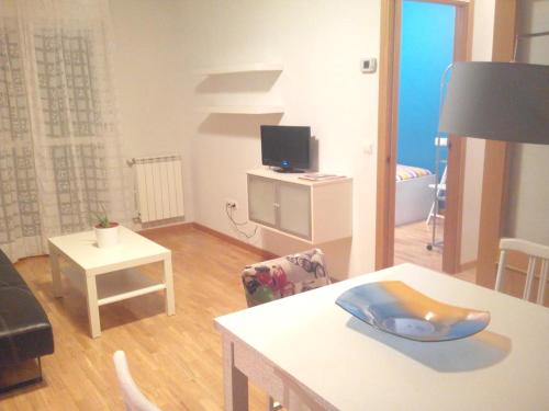 2 bedrooms appartement with balcony and wifi at Zamora