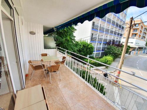 One bedroom appartement with terrace and wifi at Lloret de Mar