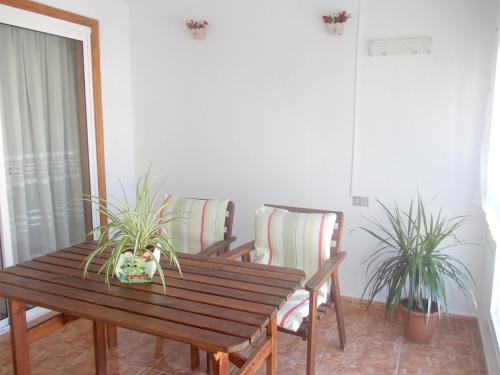 3 bedrooms appartement at Sant Carles de la Rapita 200 m away from the beach with sea view furnished terrace and wifi