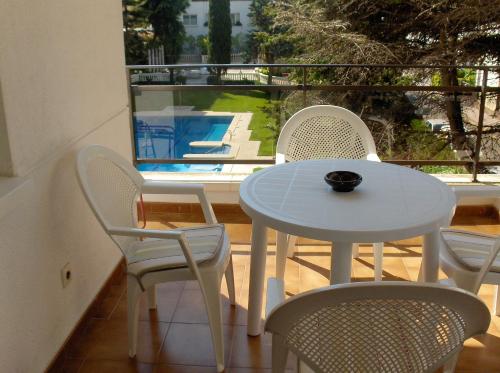 One bedroom appartement at Lloret de Mar 500 m away from the beach with city view shared pool and terrace