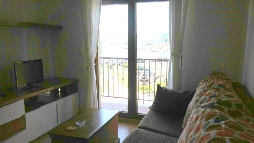 2 bedrooms appartement at Riveira 180 m away from the beach with sea view and garden