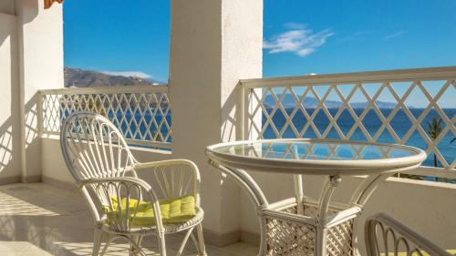 One bedroom appartement at Almunecar 20 m away from the beach with sea view shared pool and furnished terrace