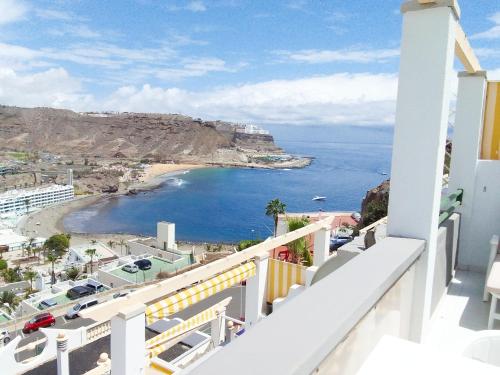 Apartment With Stunning Ocean View