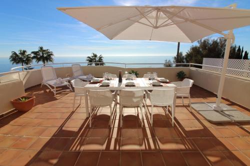 Appartement 3 chambres en première ligne face à la mer Bermuda Beach Estepona