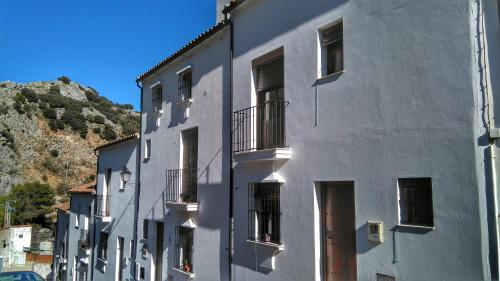 Apto rural Fuente El Chorrito de Grazalema