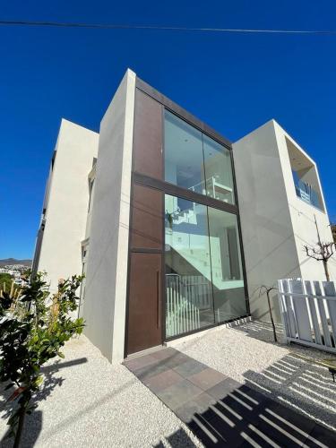 L Armonia Entre La Farella I Cau Del Llop