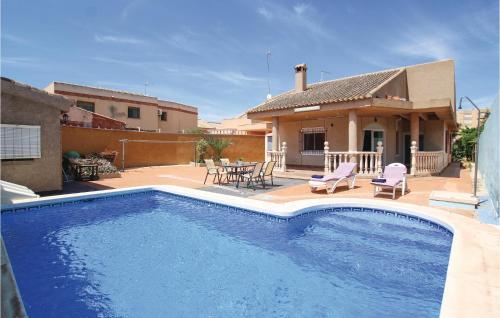 Awesome home in Cartagena w/ WiFi, Outdoor swimming pool and 3 Bedrooms