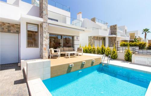 Awesome home in Los Alcázares with Outdoor swimming pool, WiFi and 3 Bedrooms