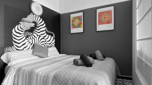 Sunrise Estudio Zebra, con vistas mar y jardin