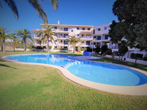 Bajo Con Terraza, Parking Y Piscina En El Centro Porta Mediterranea Albert Villas