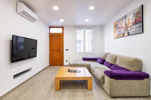 Luxury Beach Apartment, next to the sea