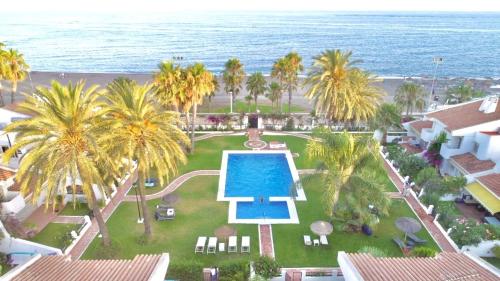 Beachfront oasis in Costa del Sol.