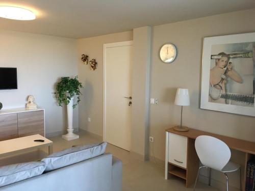 Very beautiful modern 2-Bed Apartment in Javea