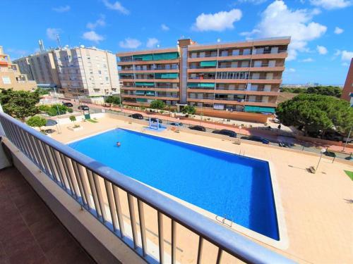 Beautiful 2 bed Apartment in walking distance to the beach