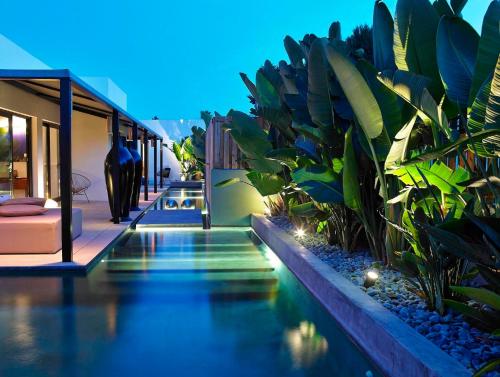 Beautiful 5 Star Villa with Private Pool, Ibiza Villa 1070