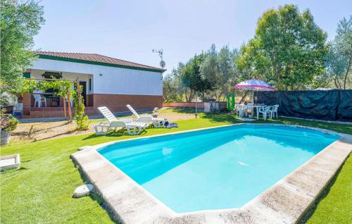 Beautiful home in Arriate with Outdoor swimming pool, WiFi and 3 Bedrooms