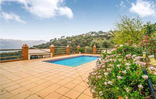 Beautiful home in Jubrique with Outdoor swimming pool, WiFi and 4 Bedrooms