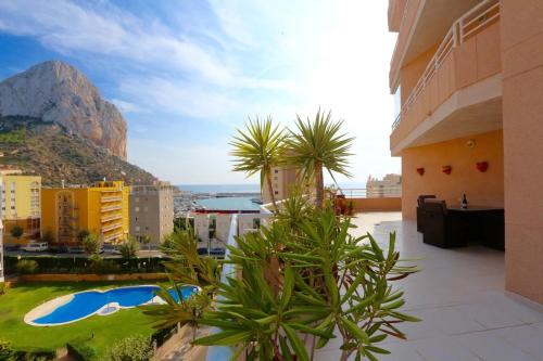 Beautiful Seaside Apartment Vasilisa With Sea, Yacht Club & Roch Of Ifach Views In Calpe