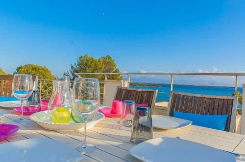 Beautiful Villa in Alcudia with a spectacular view of the sea and private pool