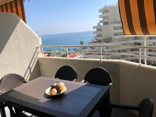 Primera linea de playa en Benalmadena, vistas al mar , Benal Beach Malaga