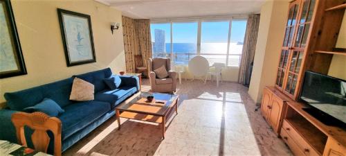 Benidorm firstline apartment whit sea vieuws C19