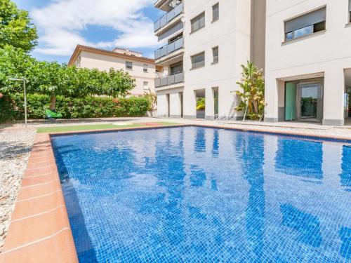 Wonderful Apartment in St Pere Pescador with Communal Pool