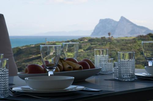 Luxury Apartment Sea, Golf and Gibraltar View