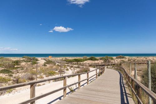 Bungalow Deluxe Urbanización Privada en playa con piscina, totalmente equipado