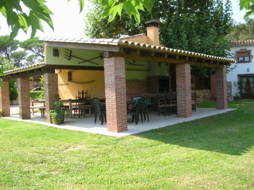 Comfortable Cottage in Riudarenes with Swimming Pool